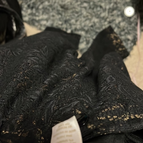 Cache black pants with gold foil and lace overlay - Picture 12 of 14